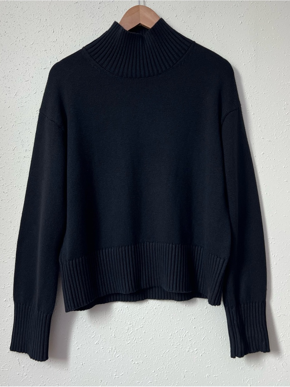New Everlane The Boxy Turtleneck in Everyday Cotton in Black Size XS - Picture 3 of 12